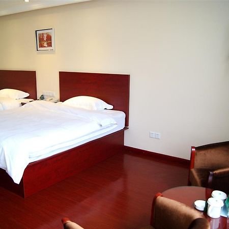 Greentree Inn Jiangsu Wuxi Hubin Business Street Business Hotel Экстерьер фото