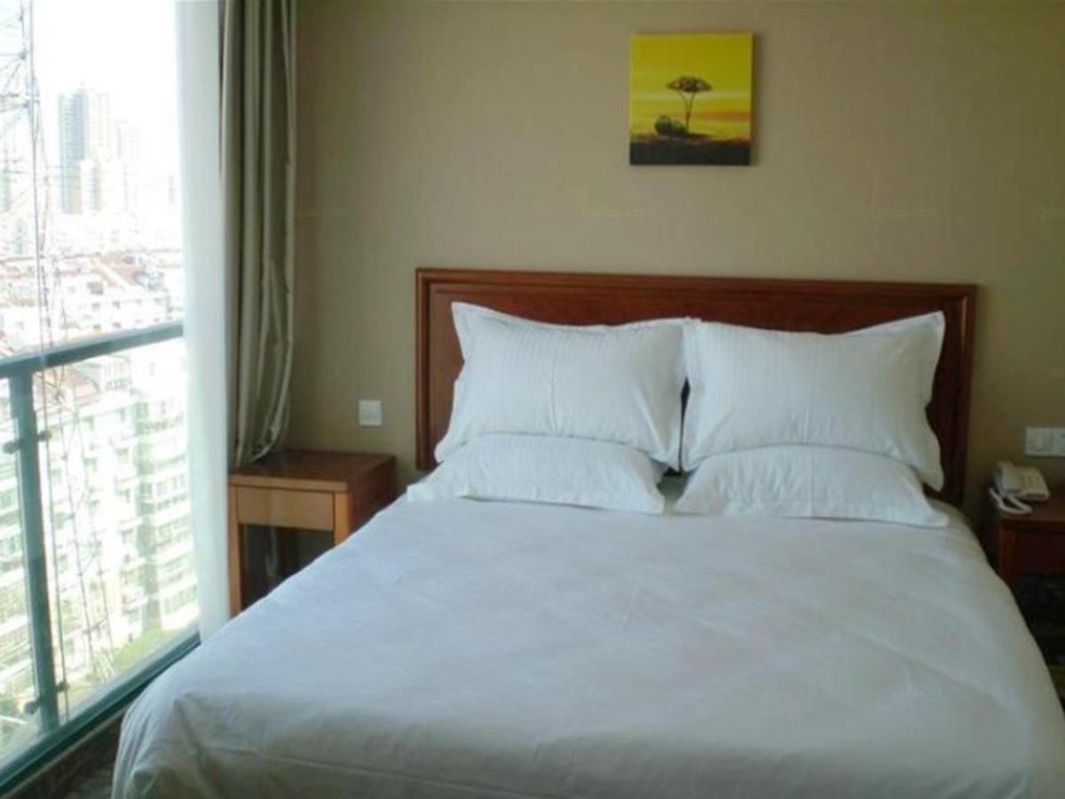 Greentree Inn Jiangsu Wuxi Hubin Business Street Business Hotel Экстерьер фото