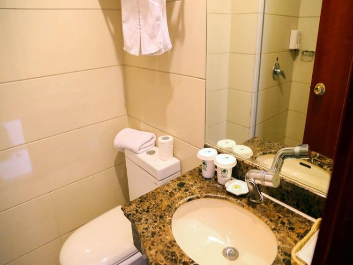 Greentree Inn Jiangsu Wuxi Hubin Business Street Business Hotel Экстерьер фото