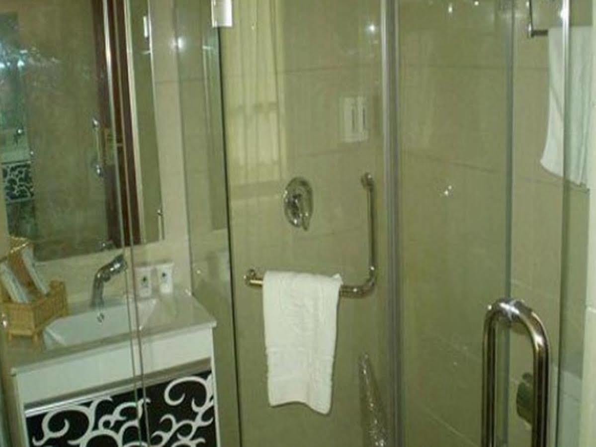 Greentree Inn Jiangsu Wuxi Hubin Business Street Business Hotel Экстерьер фото