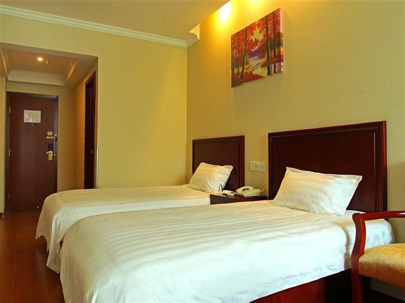 Greentree Inn Jiangsu Wuxi Hubin Business Street Business Hotel Экстерьер фото