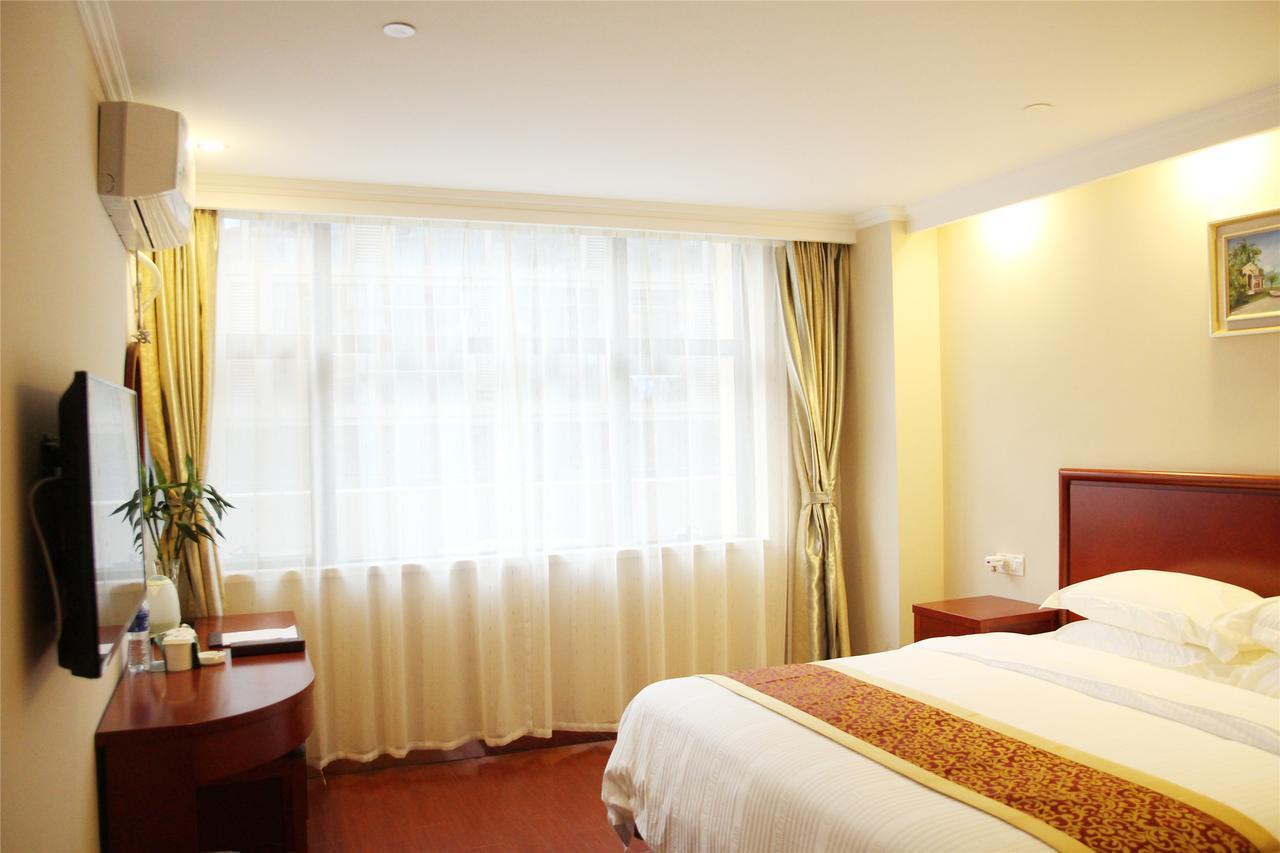 Greentree Inn Jiangsu Wuxi Hubin Business Street Business Hotel Экстерьер фото